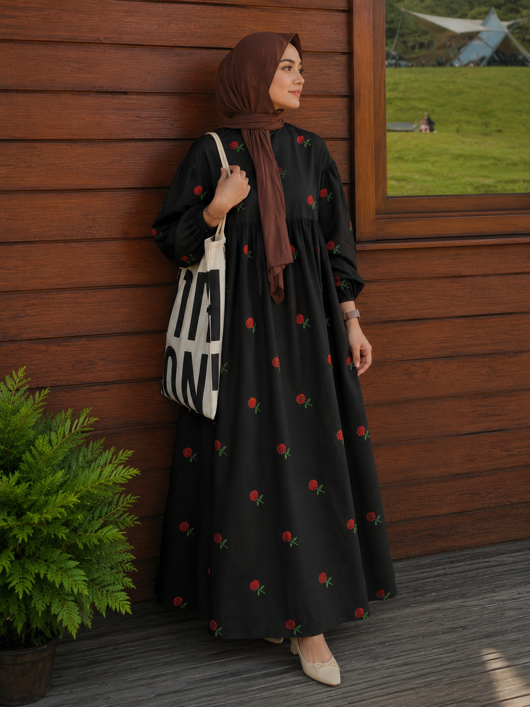 Noir Rose Maxi