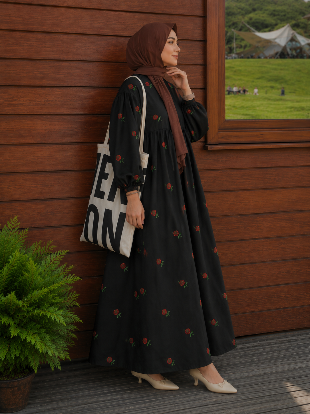 Noir Rose Maxi